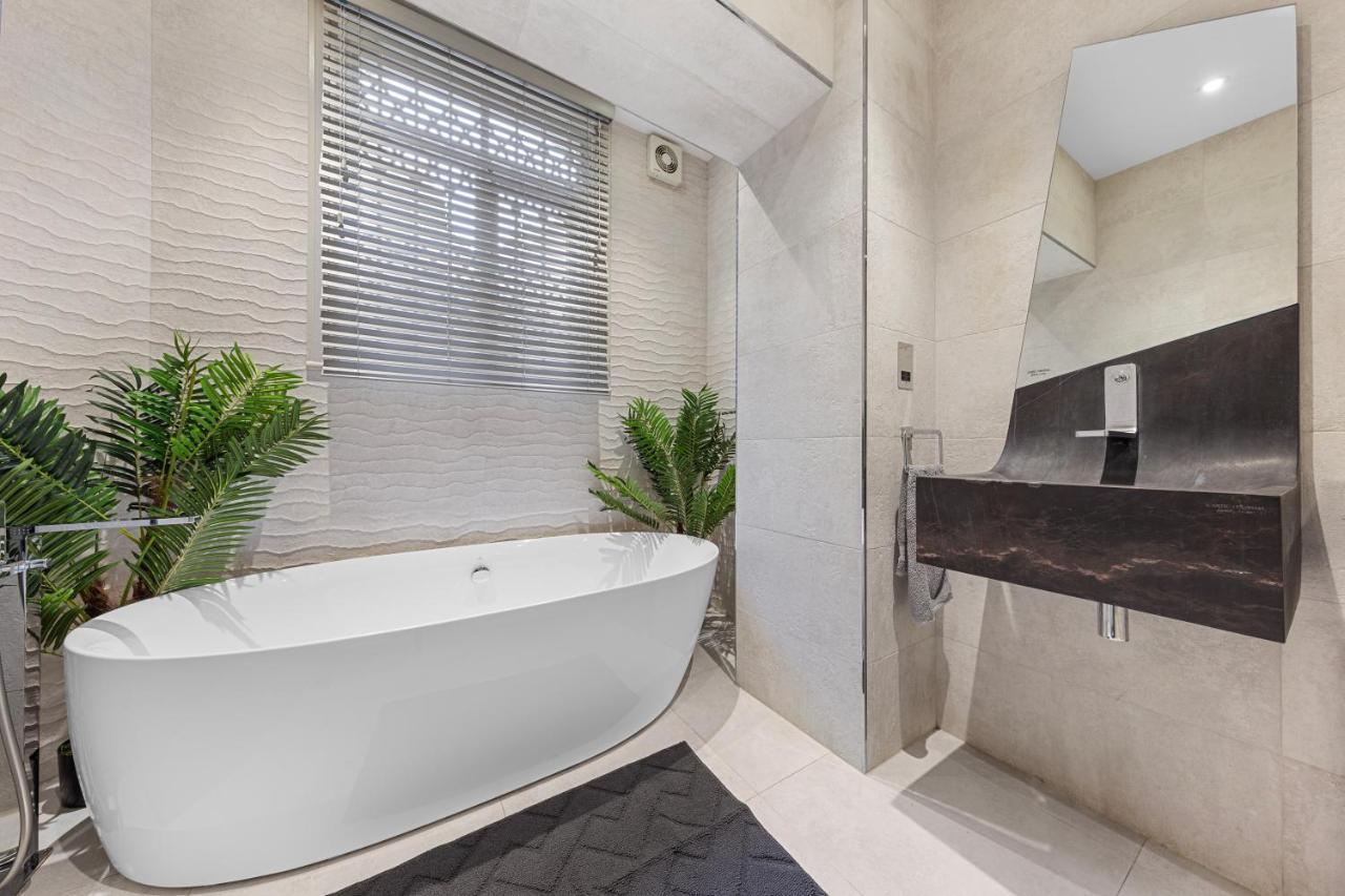 Апартаменти Harrods 2 Bed Lux Flat W/Patio Лондон Екстер'єр фото